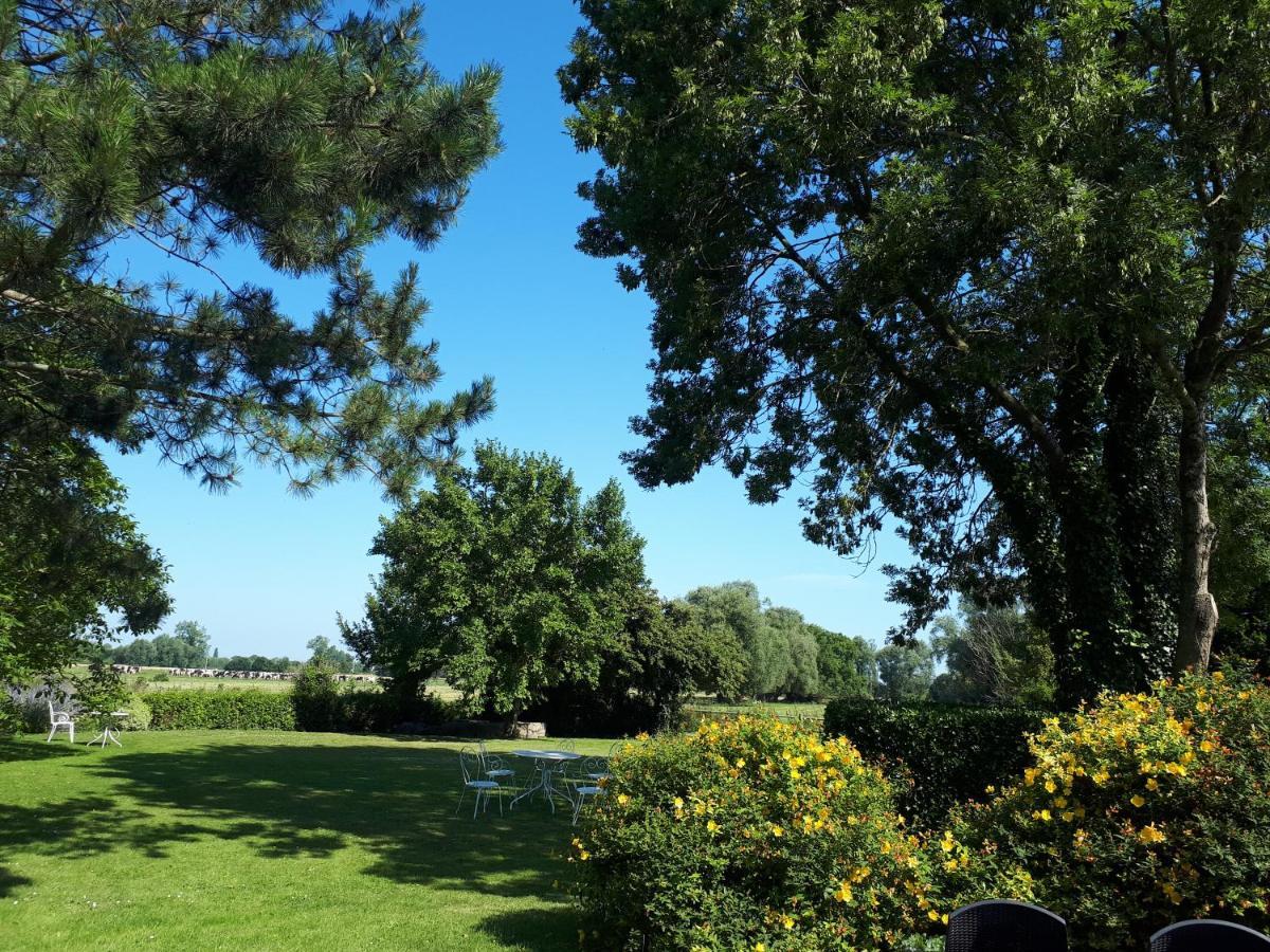 Manoir De La Ville Marie Hirel Esterno foto