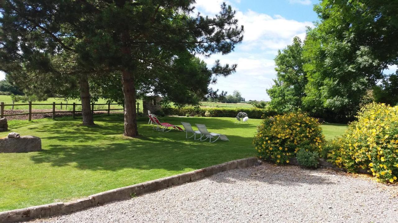 Manoir De La Ville Marie Hirel Esterno foto