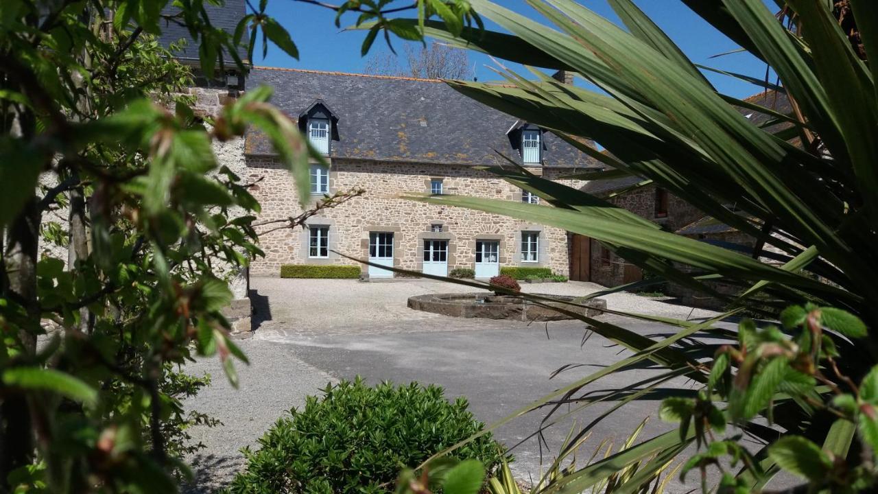 Manoir De La Ville Marie Hirel Esterno foto